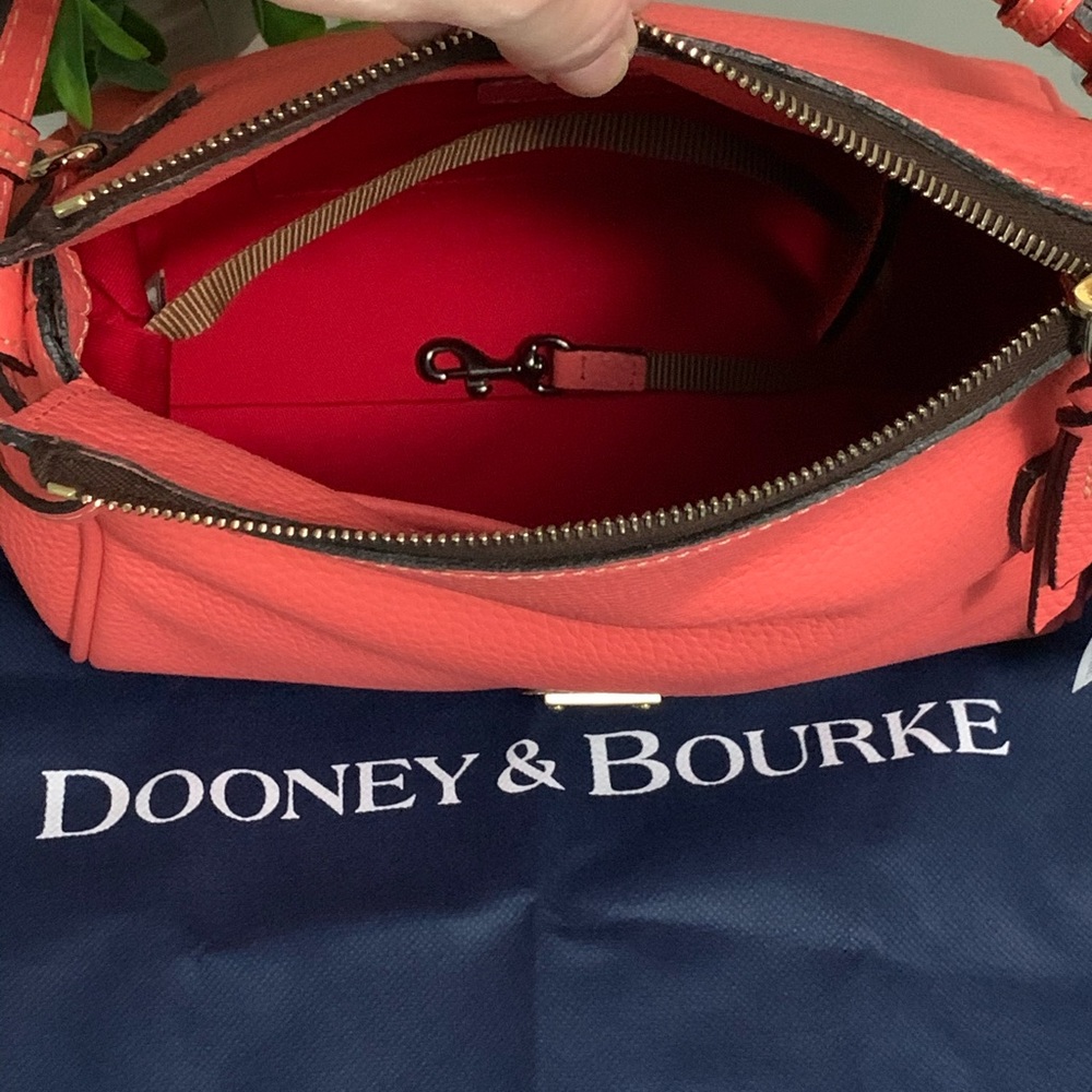 ‼️SALE‼️Dooney & Bourke Coral Tassel Shoul… - Picture 4 of 9
